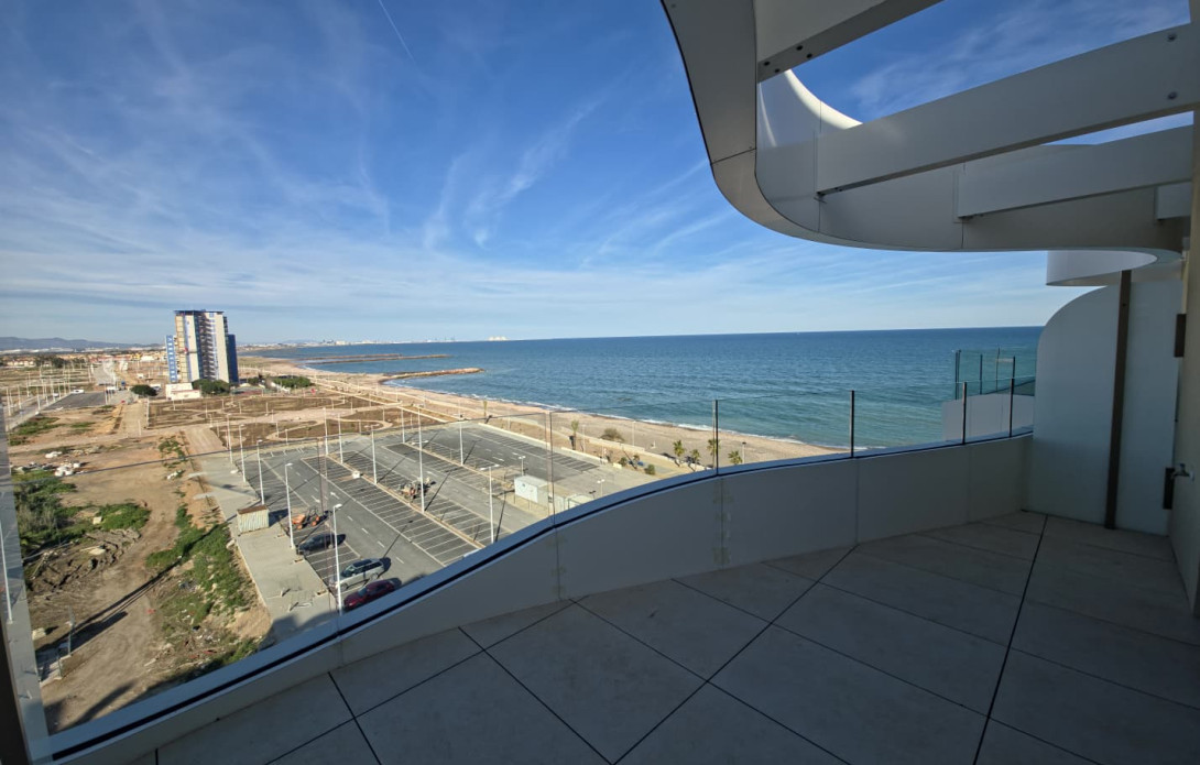 Ático frente al mar